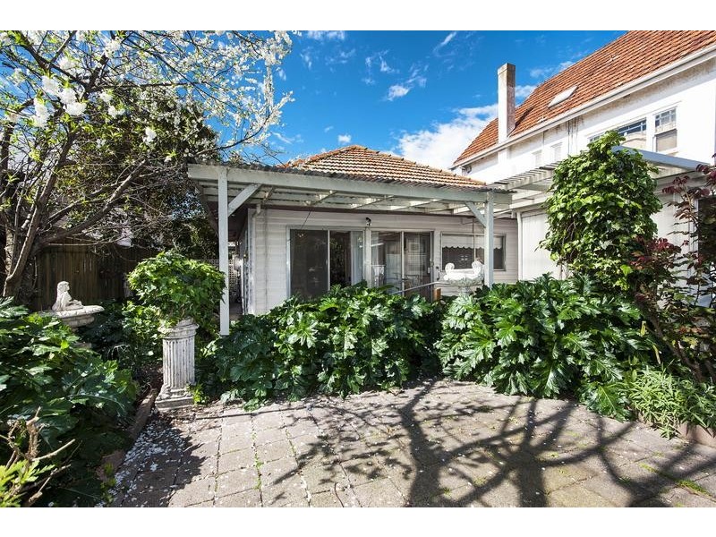 12 Rippon Street, Footscray VIC 3011