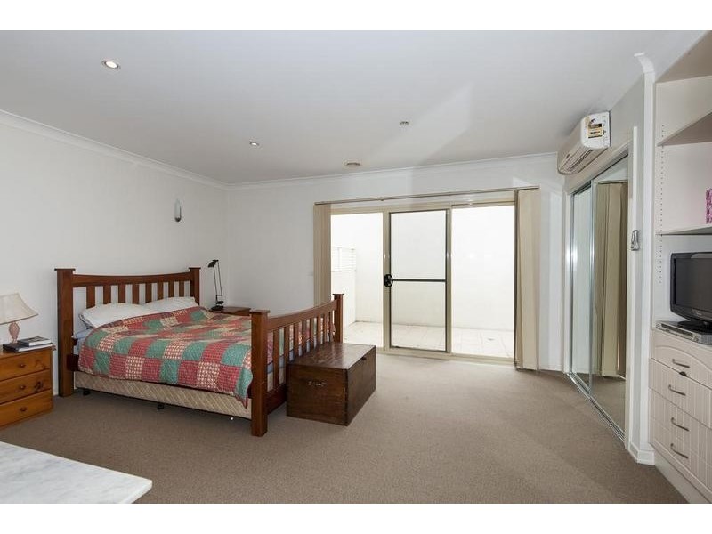 3/100 Stanhope Street, West Footscray VIC 3012