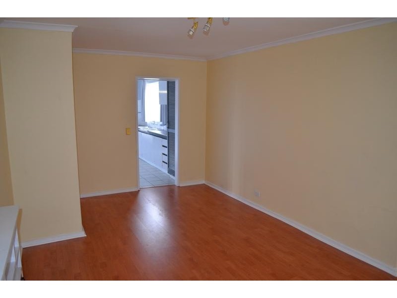 4/23 Lewis Street, Kingsville VIC 3012