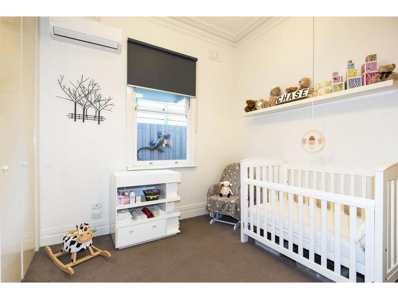 13 William Street, Seddon VIC 3011