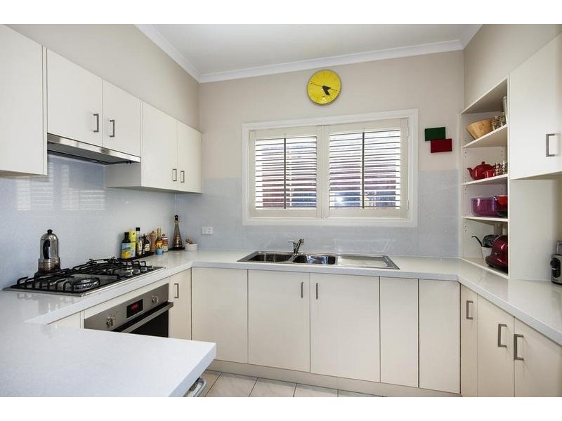 13/296 Somerville Road, Kingsville VIC 3012