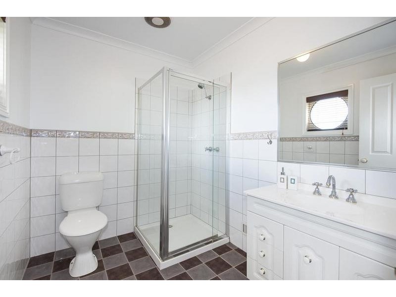 2/5 Jackson Street, Maidstone VIC 3012