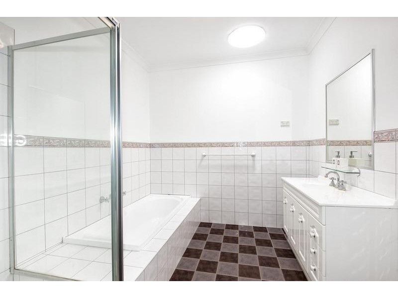 2/5 Jackson Street, Maidstone VIC 3012