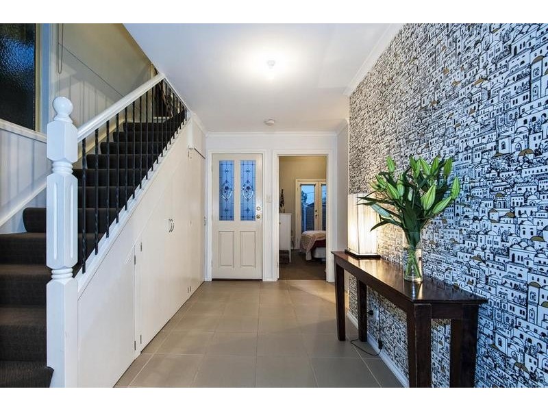 2/6 Exhibition Street, West Footscray VIC 3012