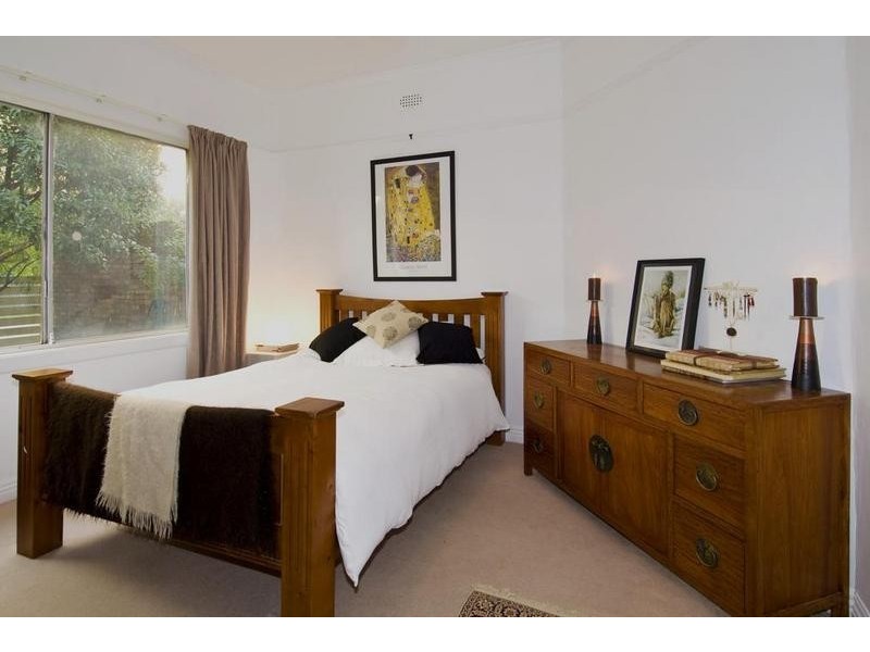13 Hughes Street, Yarraville VIC 3013