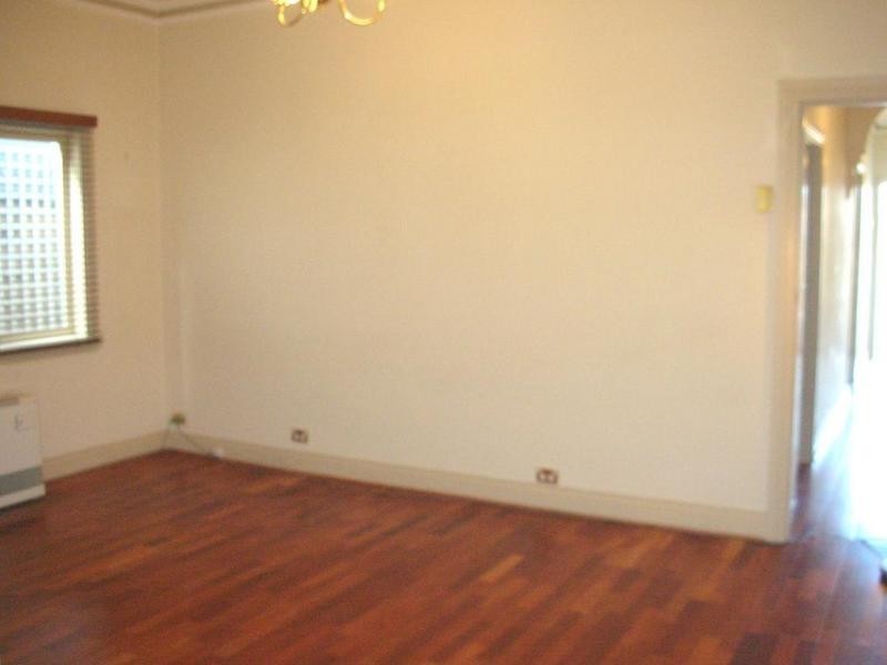 14 Margaret Street, Seddon VIC 3011