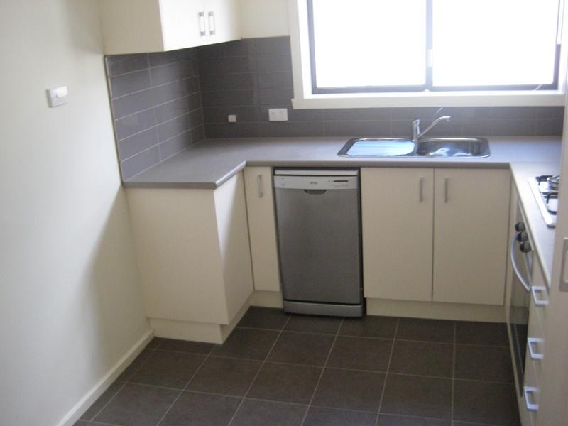 8/36 Empire Street, Footscray VIC 3011