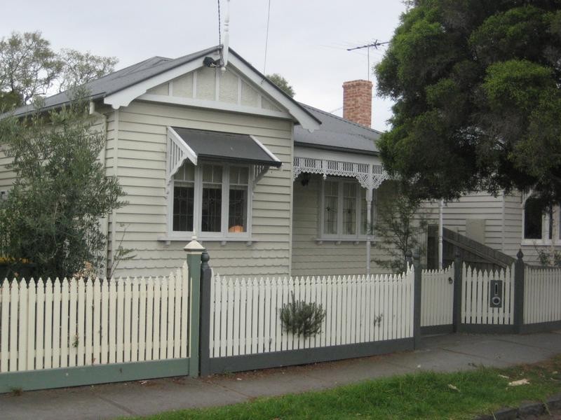 76 Chirnside Street, Kingsville VIC 3012