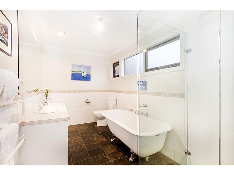 73 Bellairs Avenue, Yarraville VIC 3013