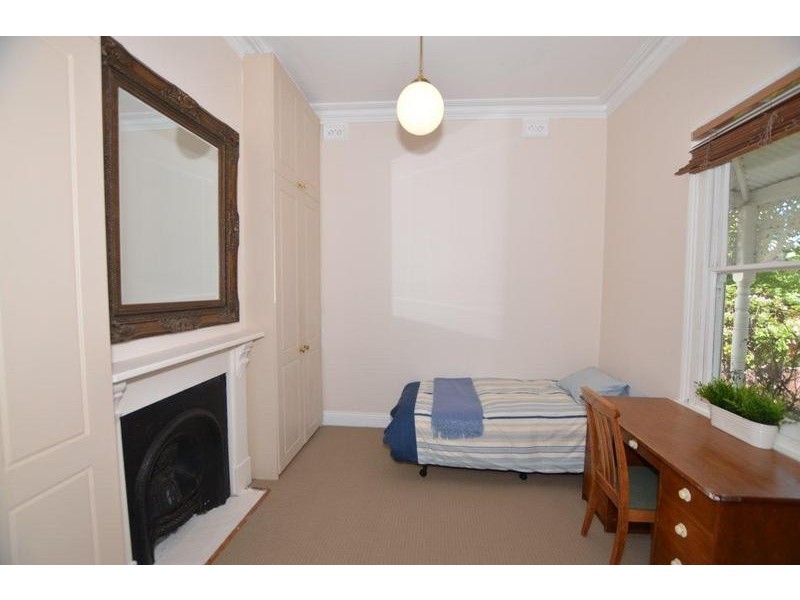 16 Fitzroy Street, Footscray VIC 3011