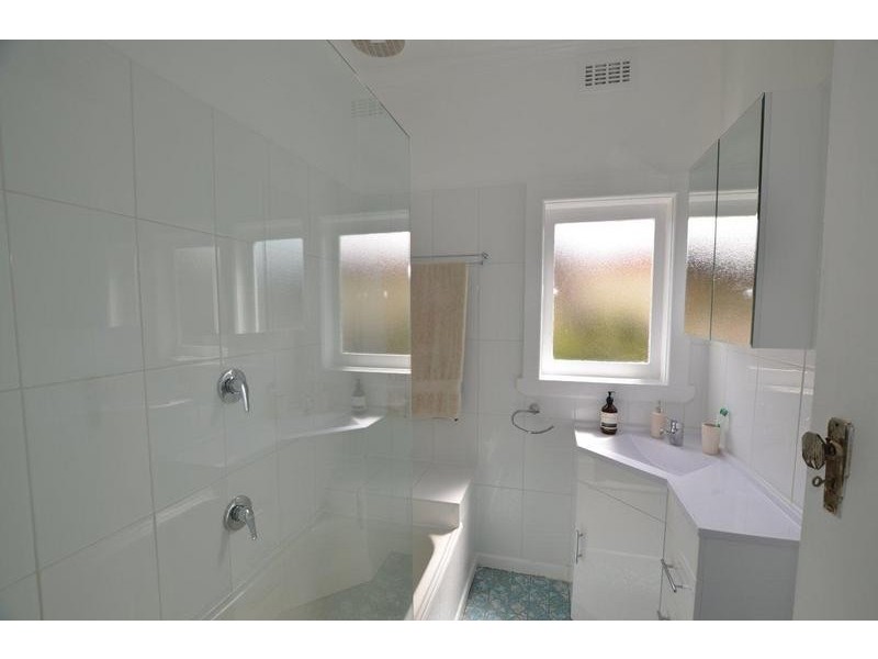 28 Suffolk Street, Maidstone VIC 3012