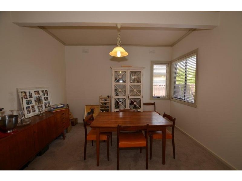 28 Suffolk Street, Maidstone VIC 3012