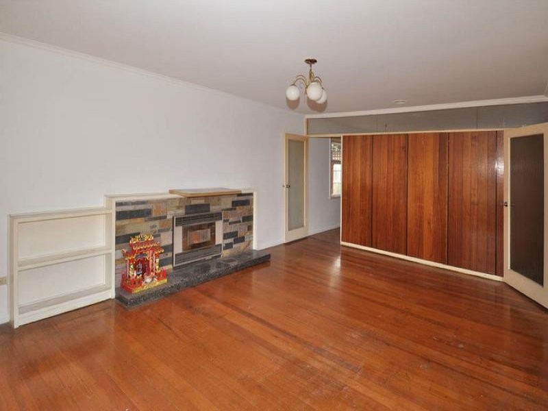 1 Links Street, Sunshine West VIC 3020