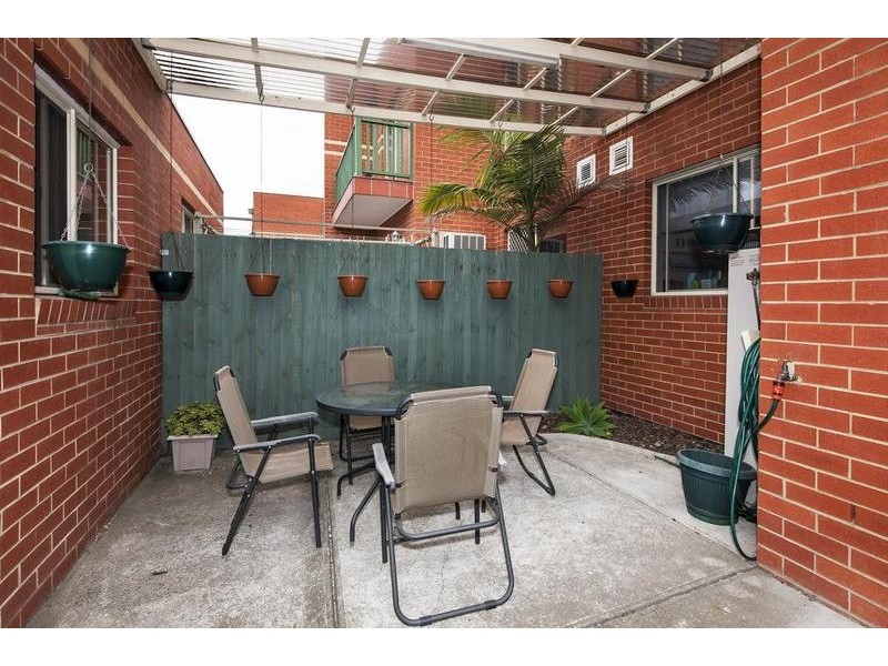 5 Banksia Court, West Footscray VIC 3012