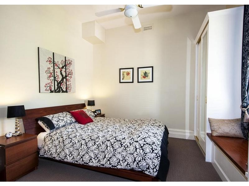 6 Loch Street, Yarraville VIC 3013