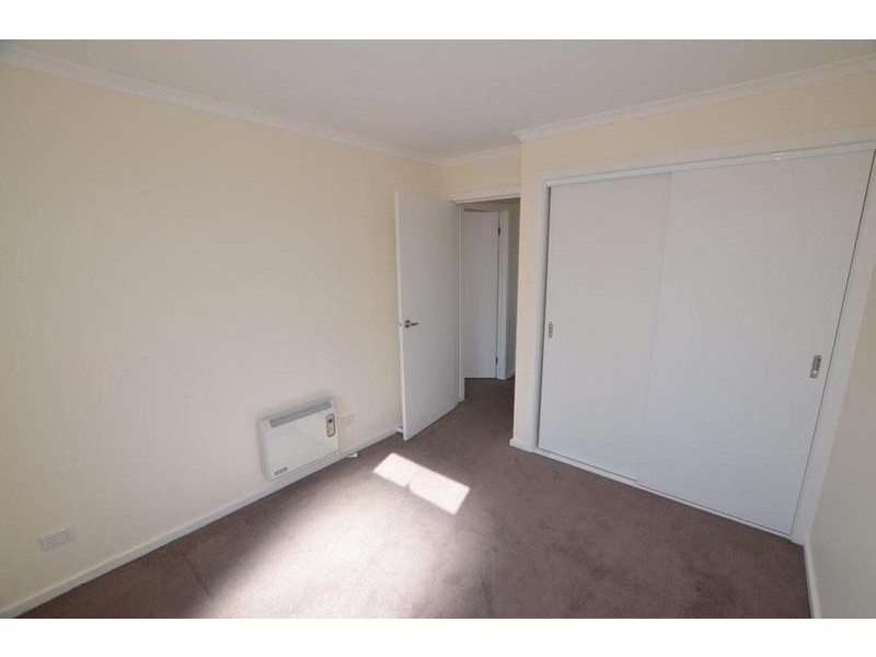 9/102 Cross Street, West Footscray VIC 3012