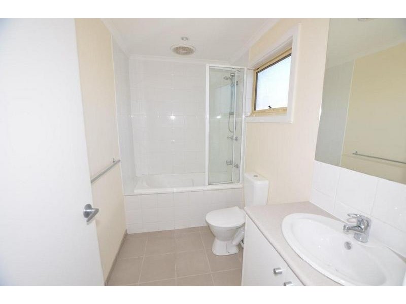 9/102 Cross Street, West Footscray VIC 3012