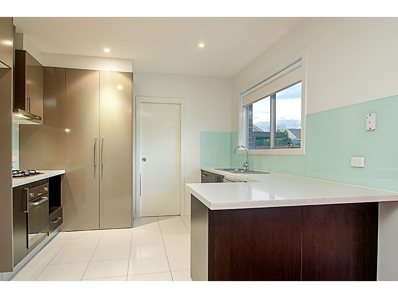 4/40 Rayner Street, Altona VIC 3018