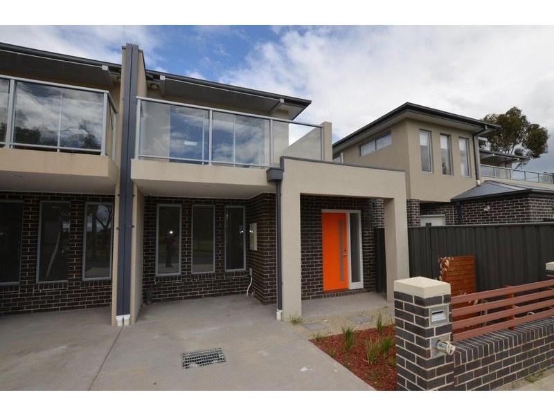4/10 Greenham Street, Maidstone VIC 3012