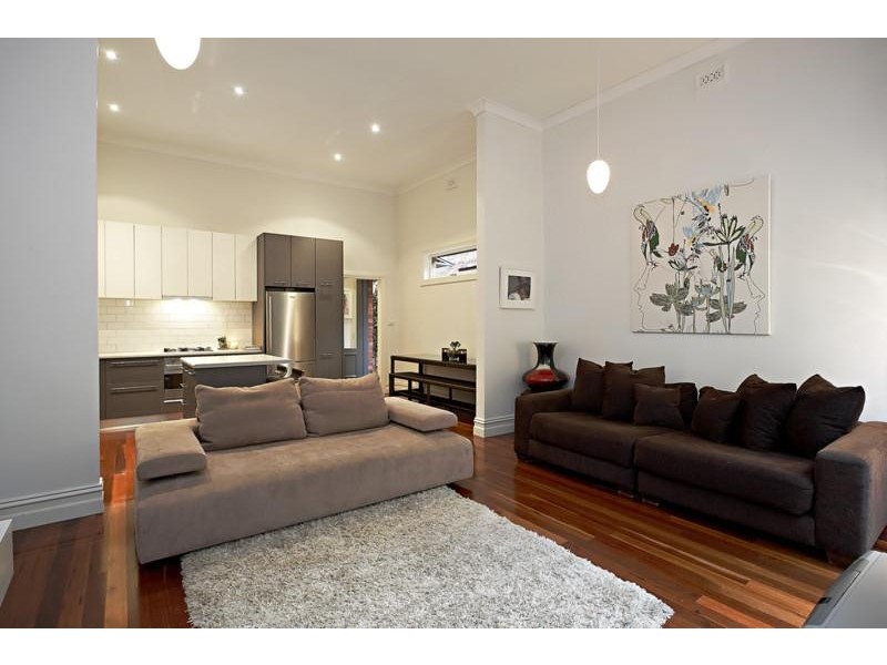 9 Austin Street, Seddon VIC 3011