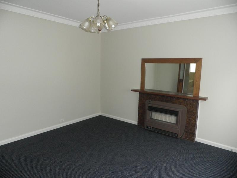 10 Waratah Street, West Footscray VIC 3012