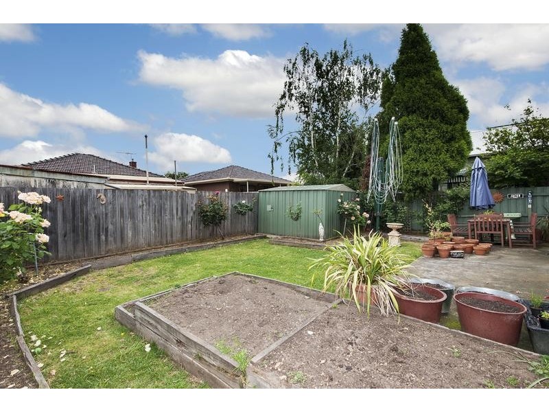 15 Suffolk Street, West Footscray VIC 3012