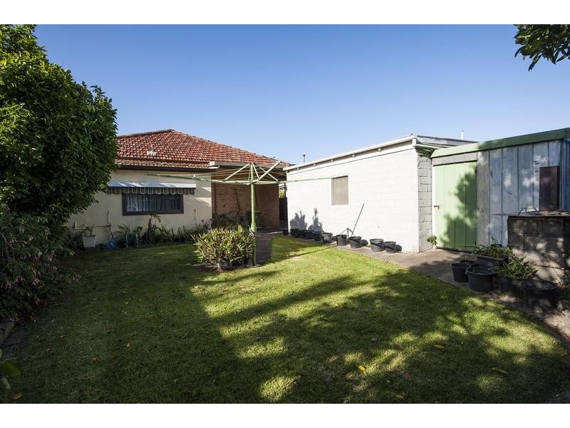 13 Napoleon Street, West Footscray VIC 3012
