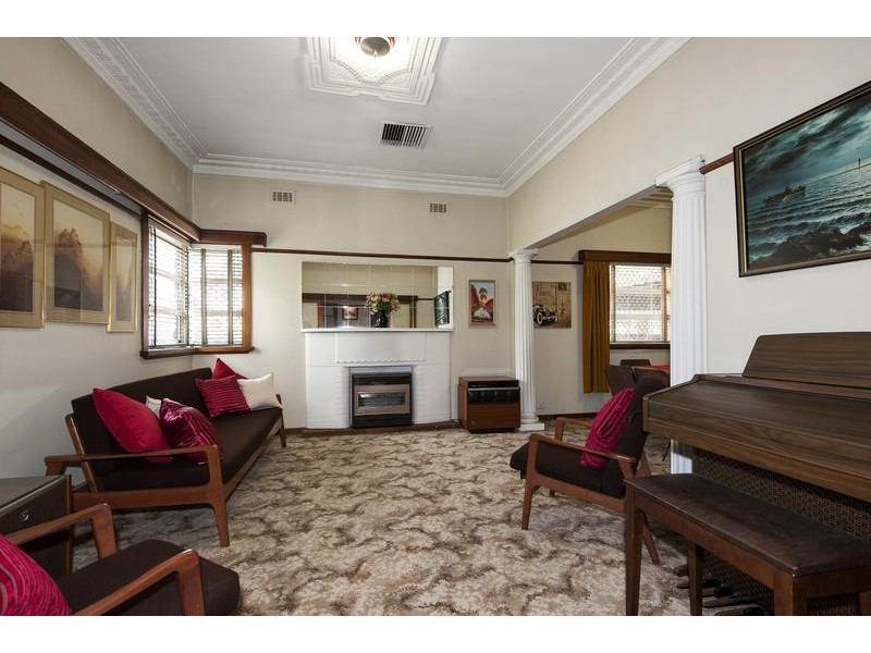 30 Albion Street, Kingsville VIC 3012