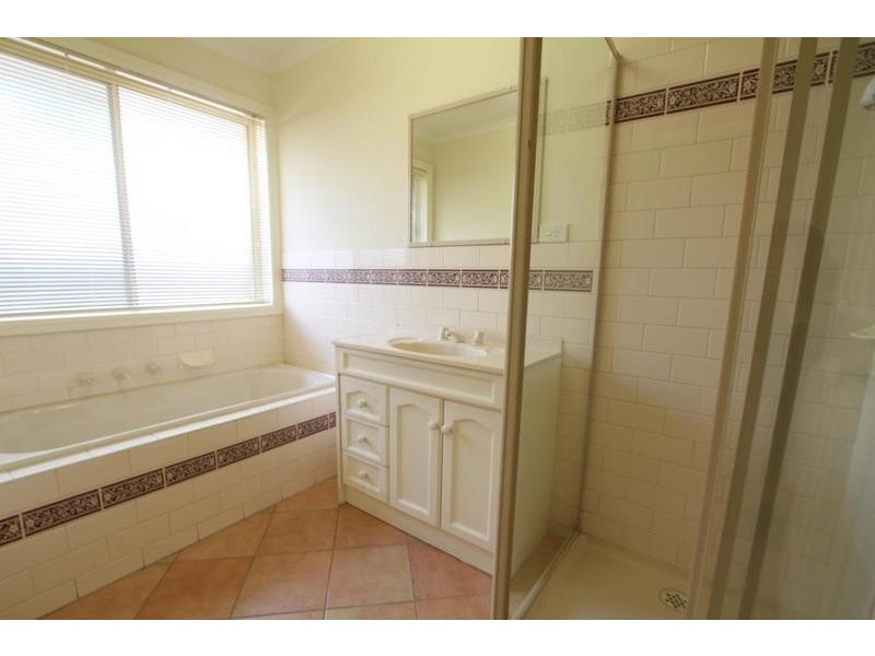 16 Margot Street, West Footscray VIC 3012