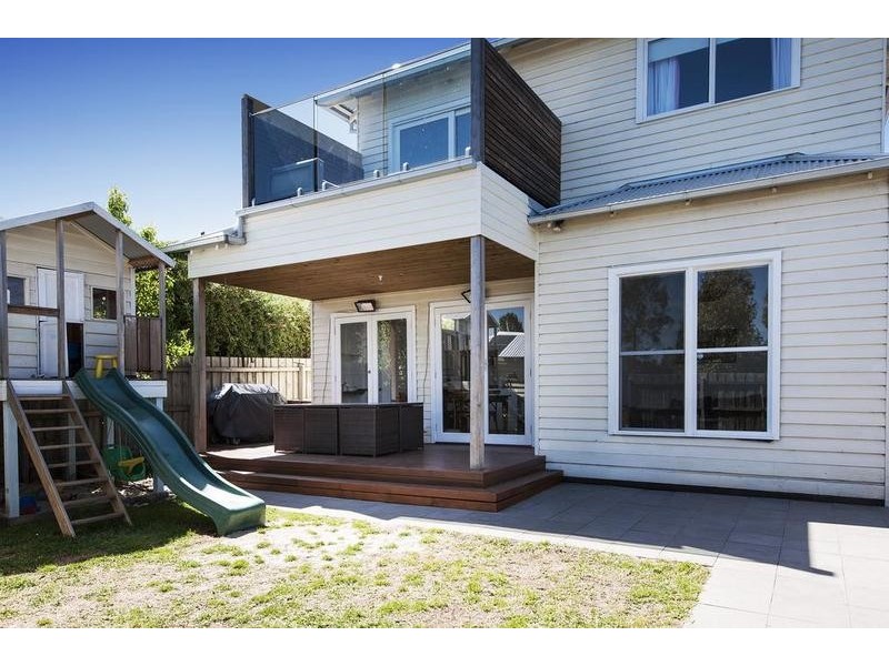 17 Robbs Road, West Footscray VIC 3012