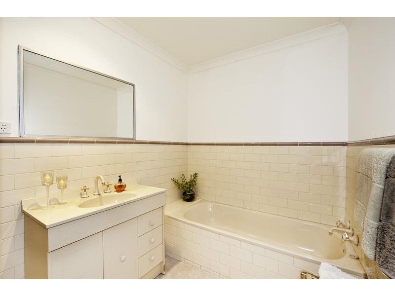 62 Station Road, Seddon VIC 3011