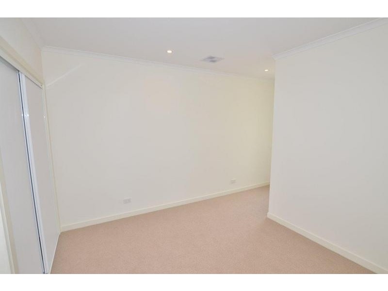 30 Souter Cresent, Footscray VIC 3011