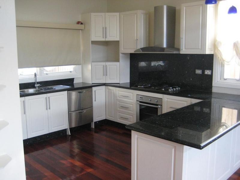 73 Chirnside Street, Kingsville VIC 3012