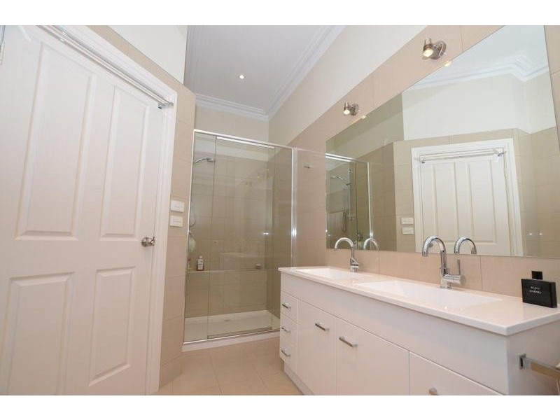 28 Howard Street, Maidstone VIC 3012