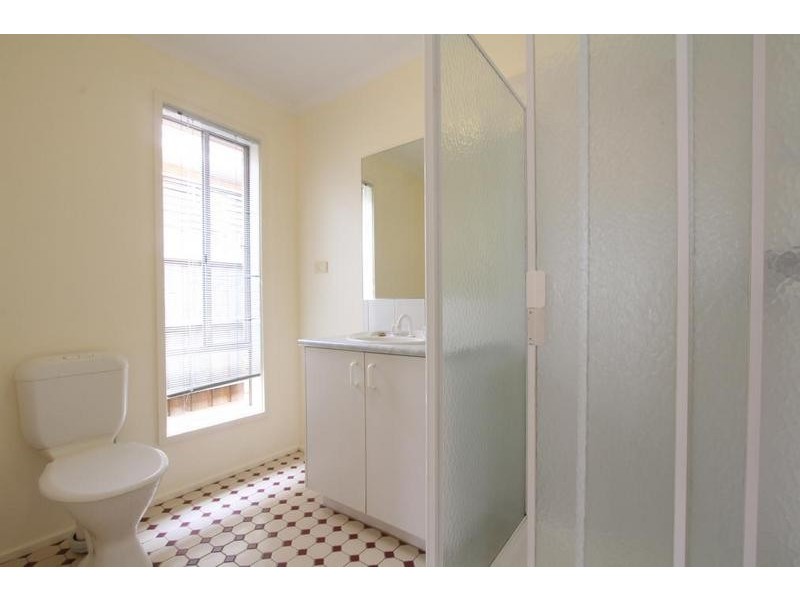 16 Ararat Street, Altona North VIC 3025