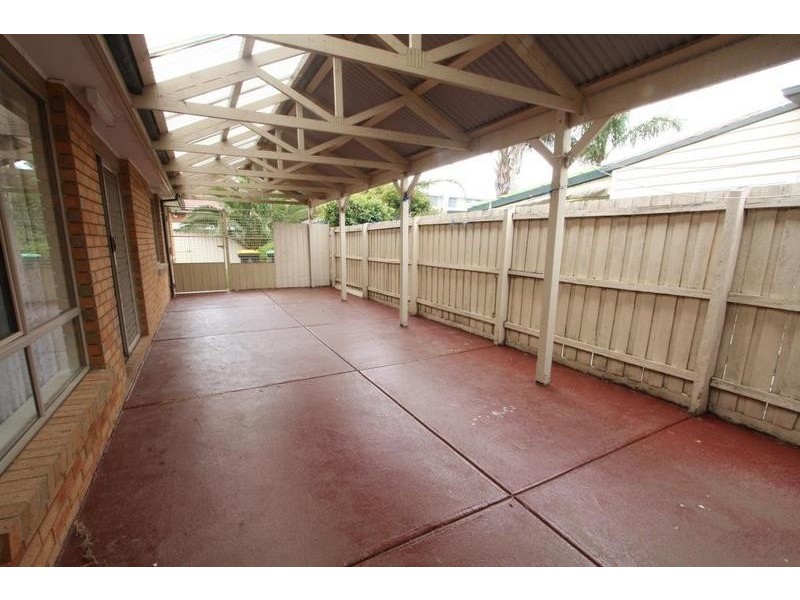 16 Ararat Street, Altona North VIC 3025