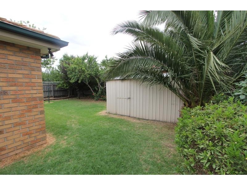 16 Ararat Street, Altona North VIC 3025