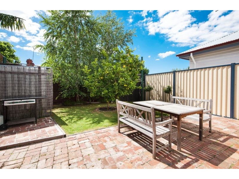 7 Commercial Road, Footscray VIC 3011