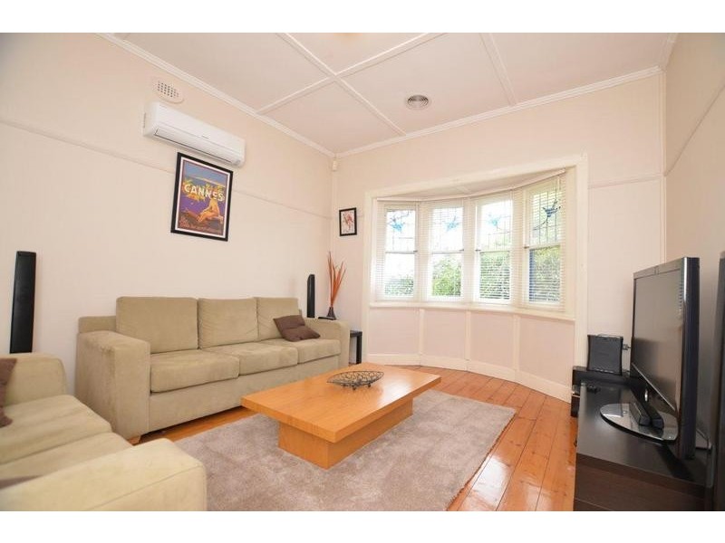 1a Gordon Pde, Yarraville VIC 3013