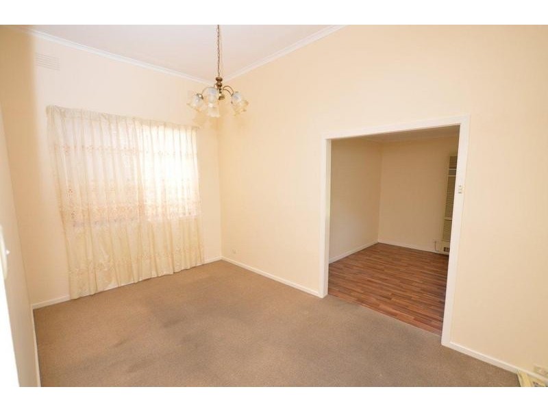 11 Avoca Street, Yarraville VIC 3013