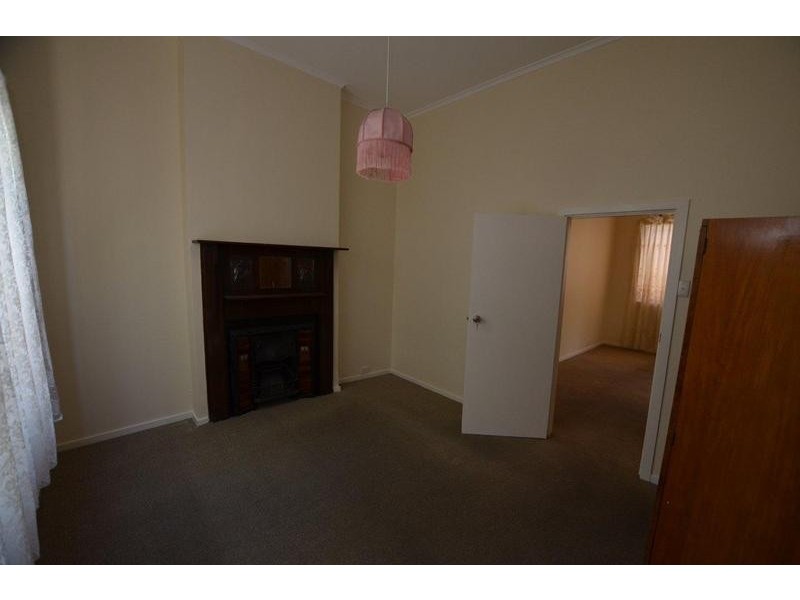 11 Avoca Street, Yarraville VIC 3013