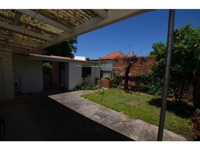11 Avoca Street, Yarraville VIC 3013