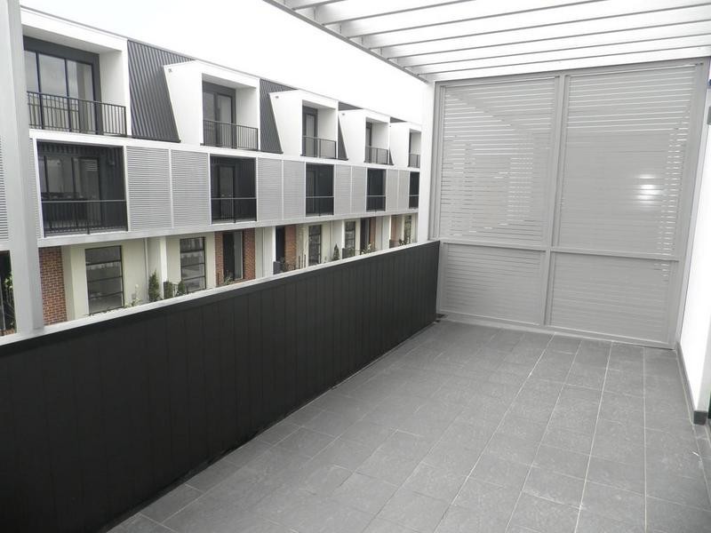 12/20 Hewitt Avenue, Footscray VIC 3011