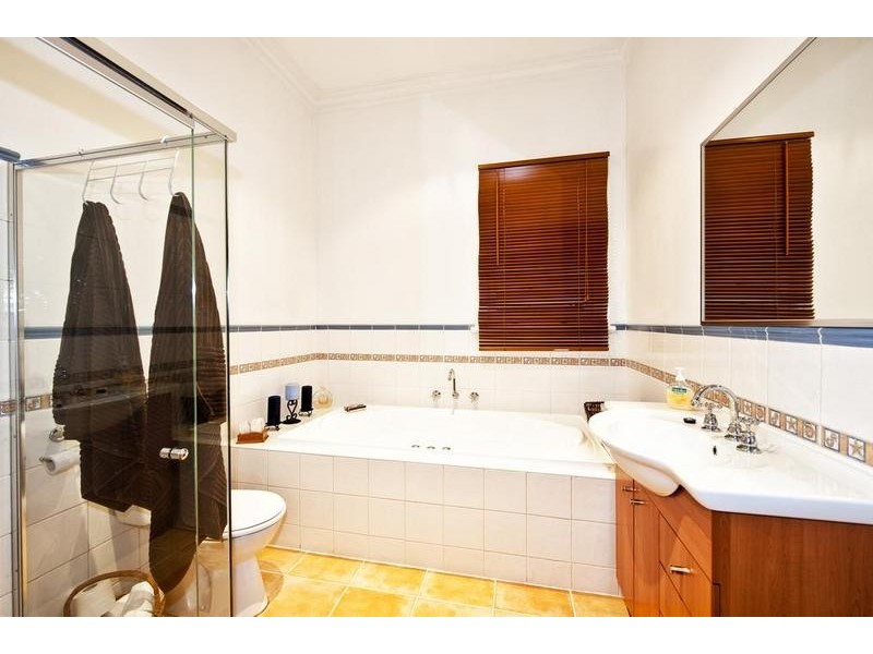 78 Austin Street, Seddon VIC 3011