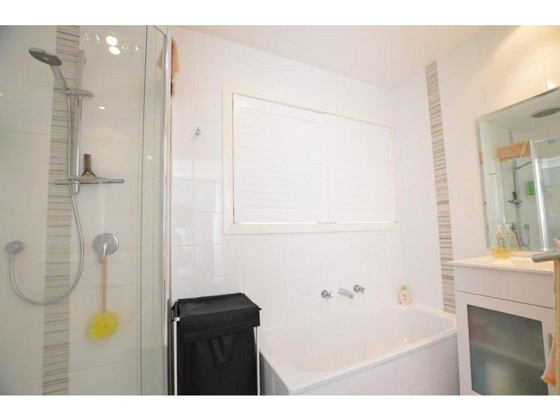 20 Greig Street, Seddon VIC 3011