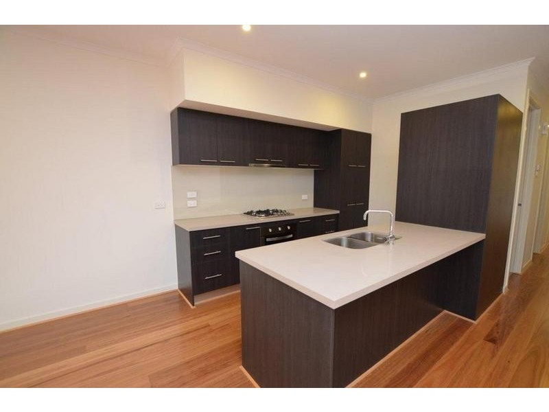32 Souter Crescent, Footscray VIC 3011