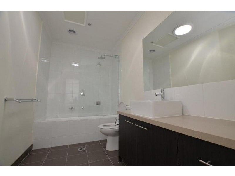 32 Souter Crescent, Footscray VIC 3011