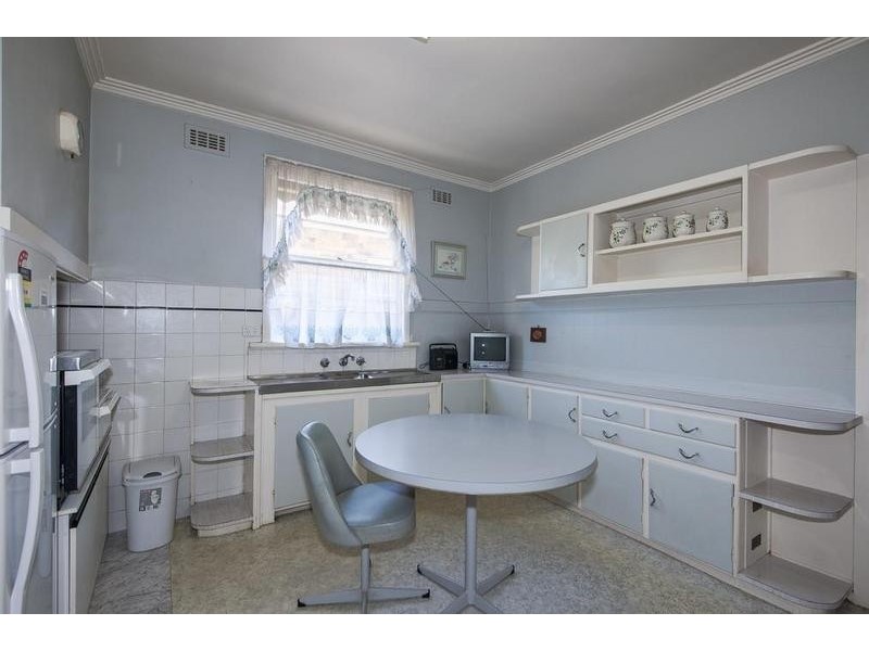 46 Summerhill Road, West Footscray VIC 3012