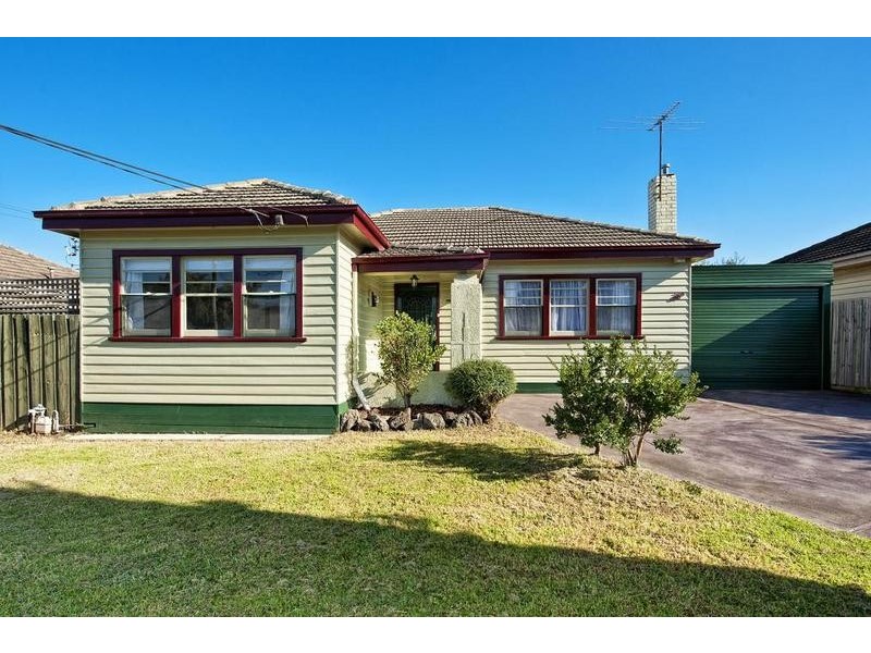 38 Sredna Street, West Footscray VIC 3012