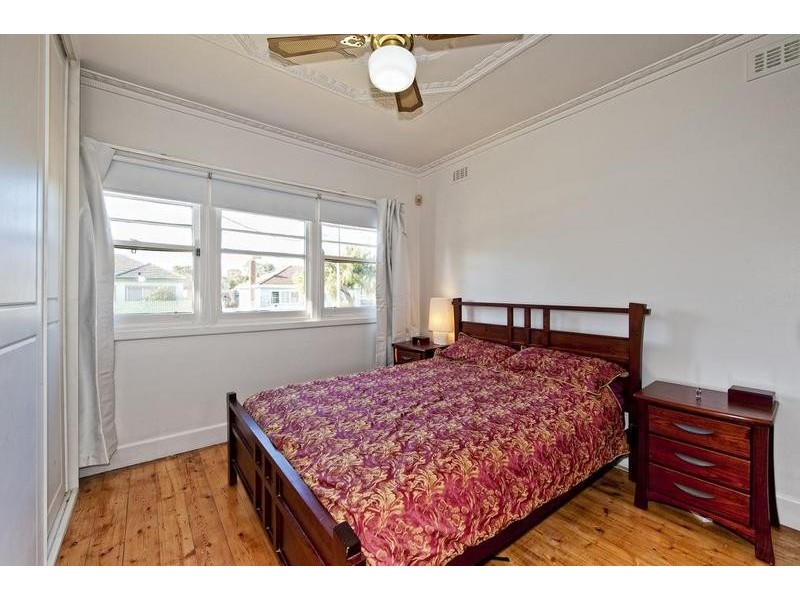 38 Sredna Street, West Footscray VIC 3012